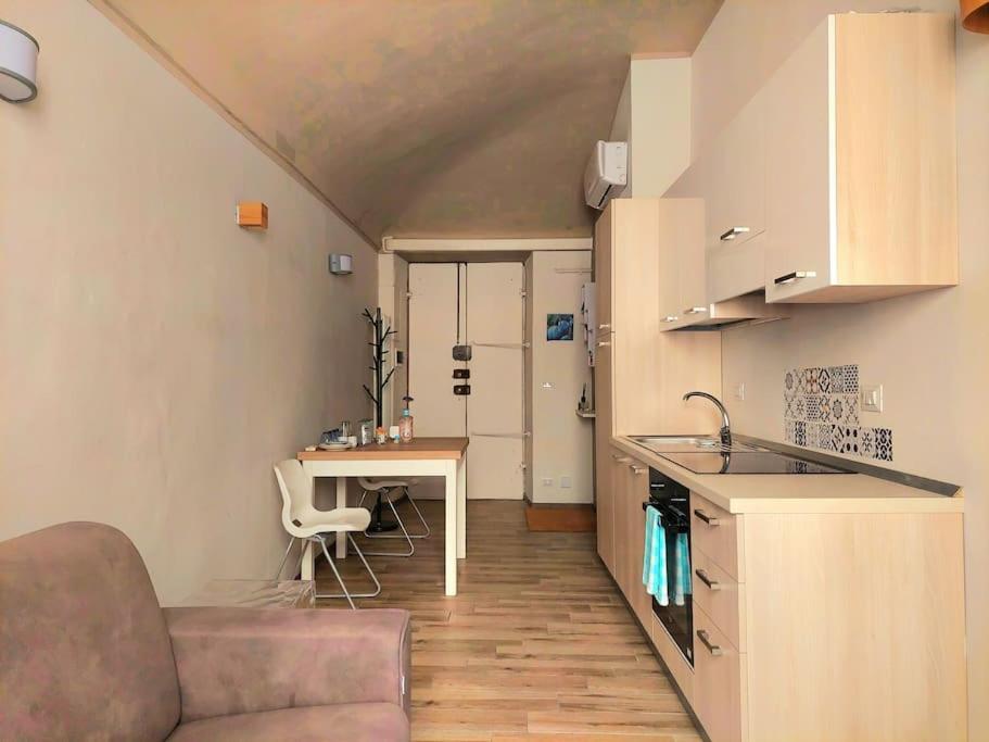 To - House Apartment *